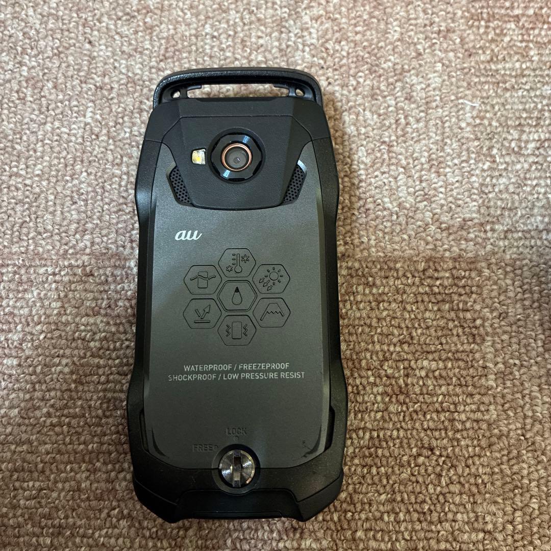 GzOne TYPE-XX au 本体 箱付き