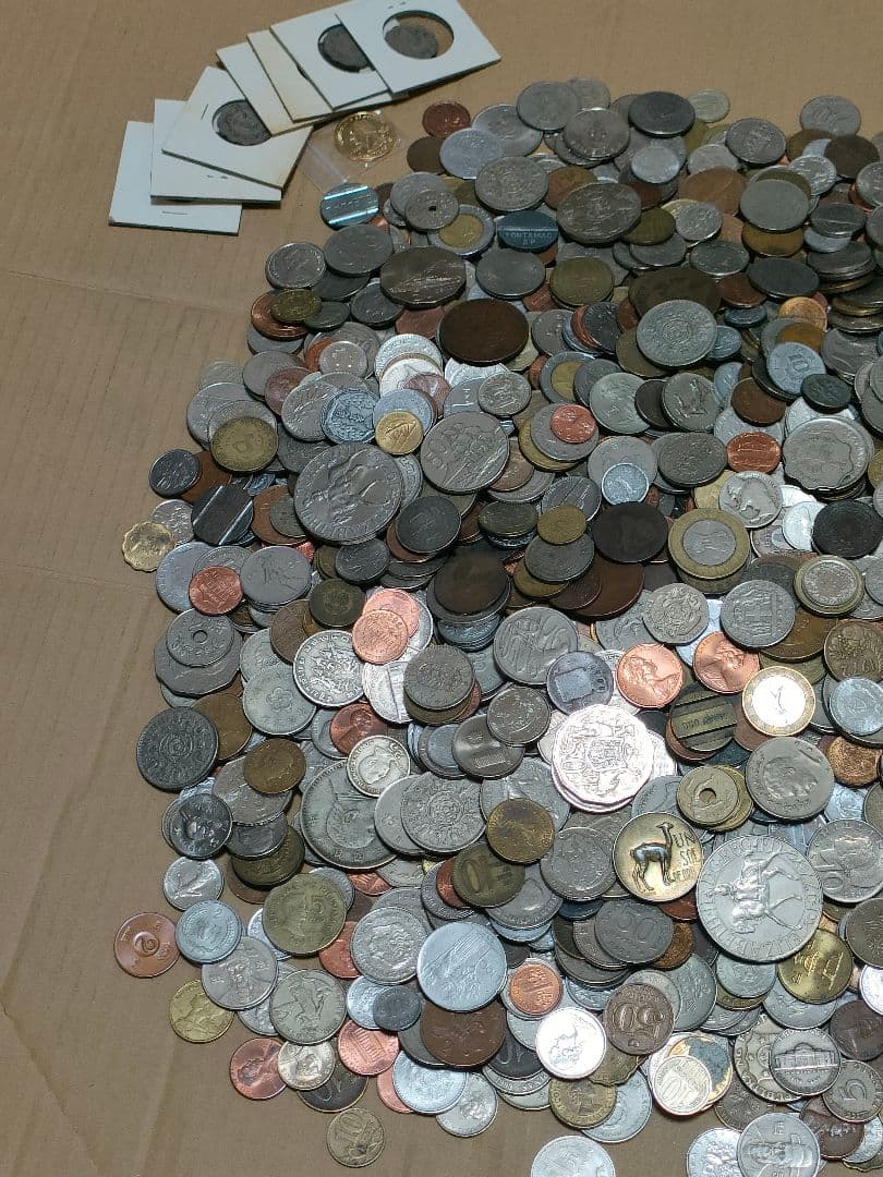 外国まとめ　アルバム　約15kg　外貨　外国硬貨　　硬貨　古銭