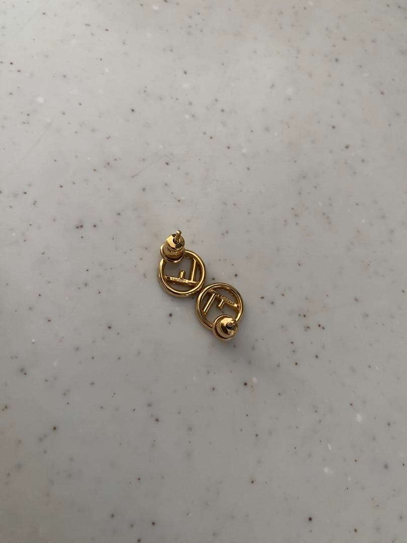 lune 　FENDI ピアス