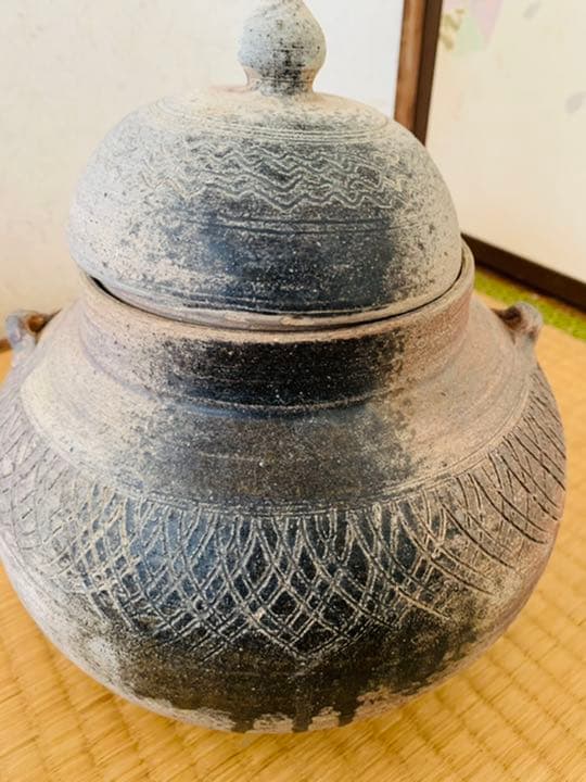 かなり古い二耳壺