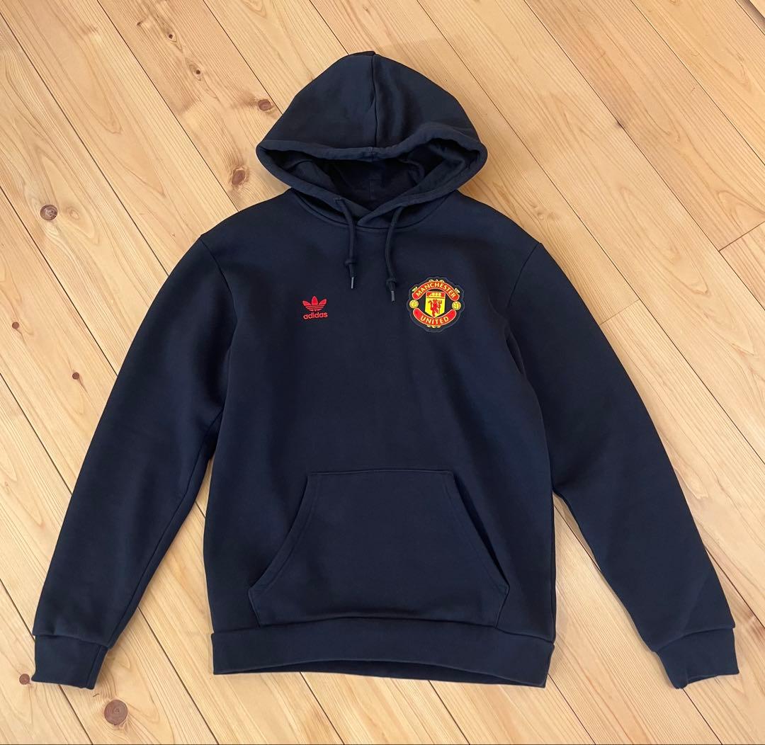 美品 マンチェスターユナイテッド アディダス adidas パーカー