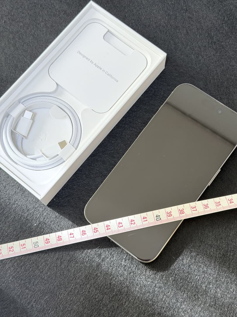 iPhone 15 Pro 256GB ナチュラルチタニウム SIMフリー89%