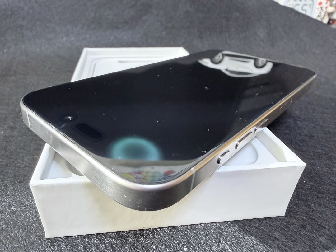 iPhone 15 Pro 256GB ナチュラルチタニウム SIMフリー89%