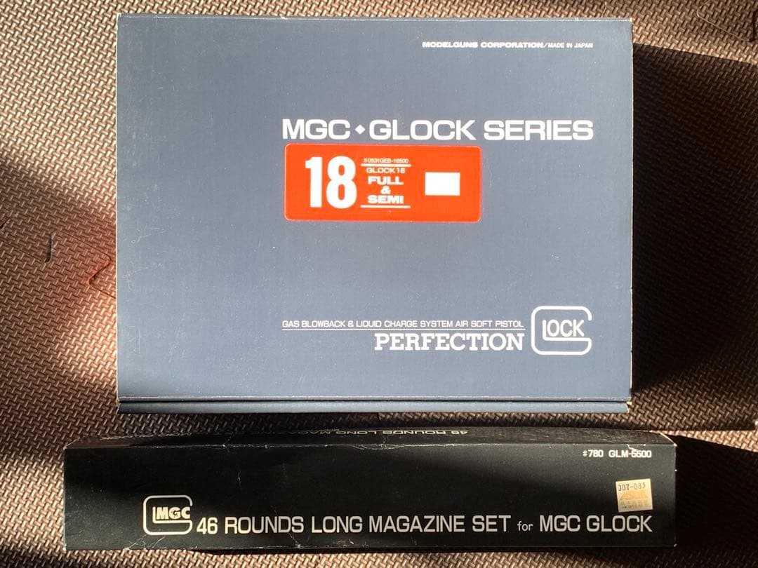 絶版 東京マルイ グロック18 ガスブローバック