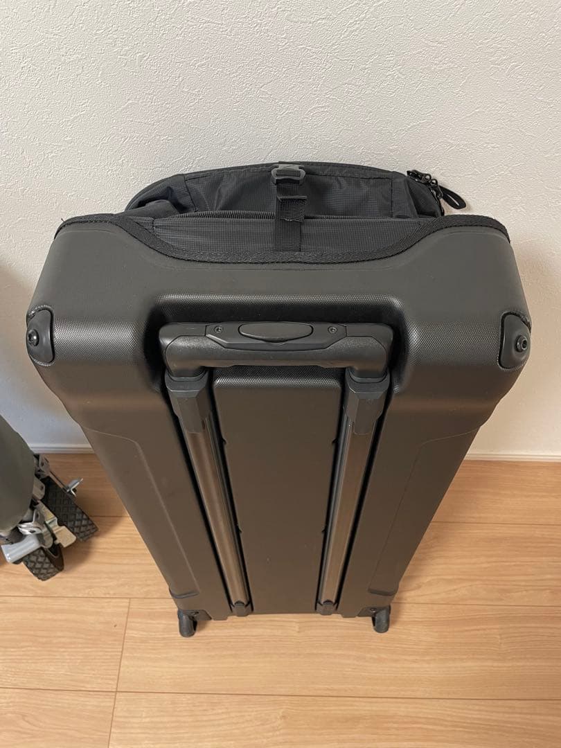 mont-bell ウィーリーダッフル90