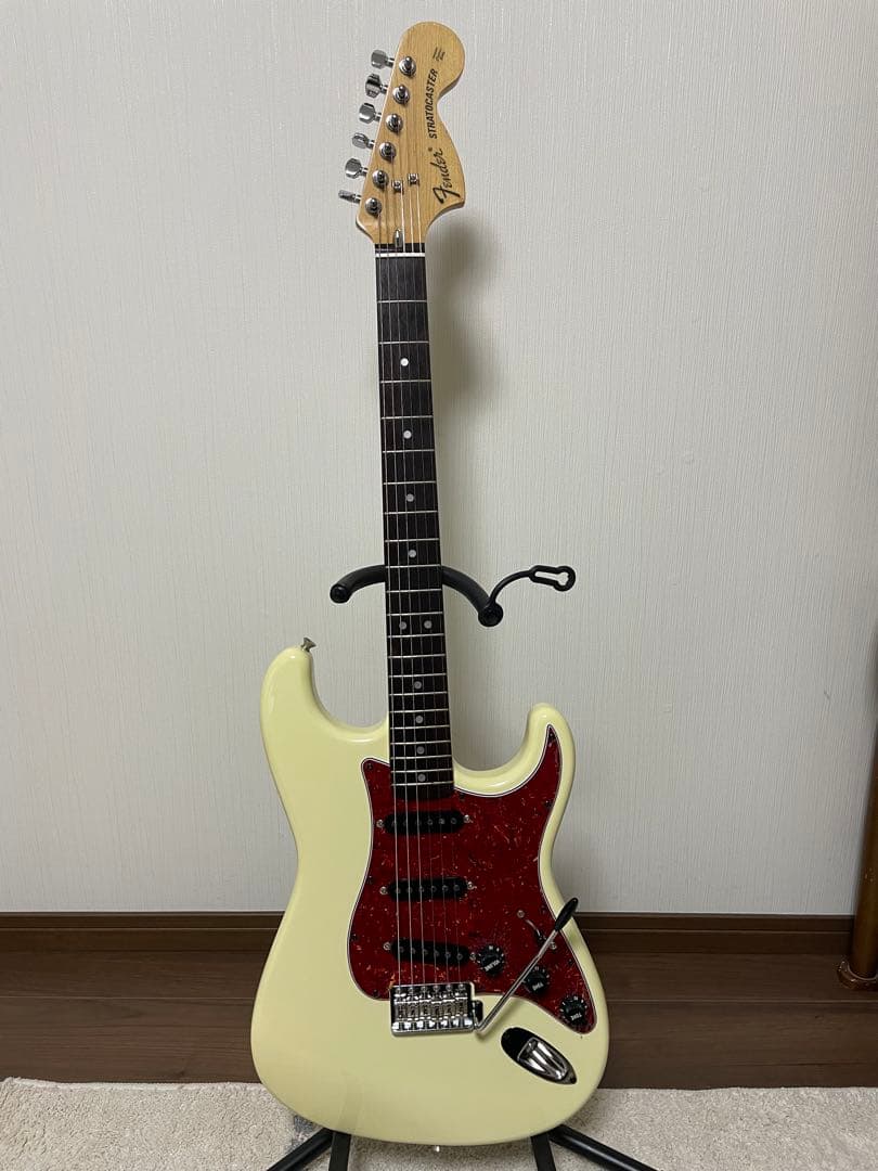 FENDER JAPAN st72ストラトキャスタ