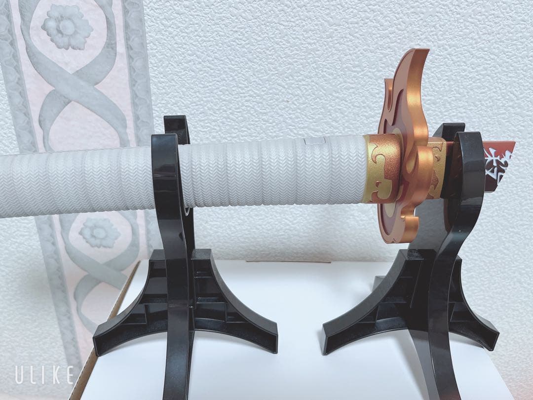 鬼滅の刃　煉獄杏寿郎　折れた日輪刀