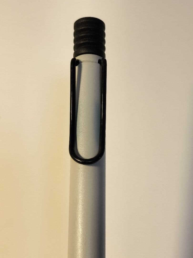 ラミーサファリボールペン　グレー