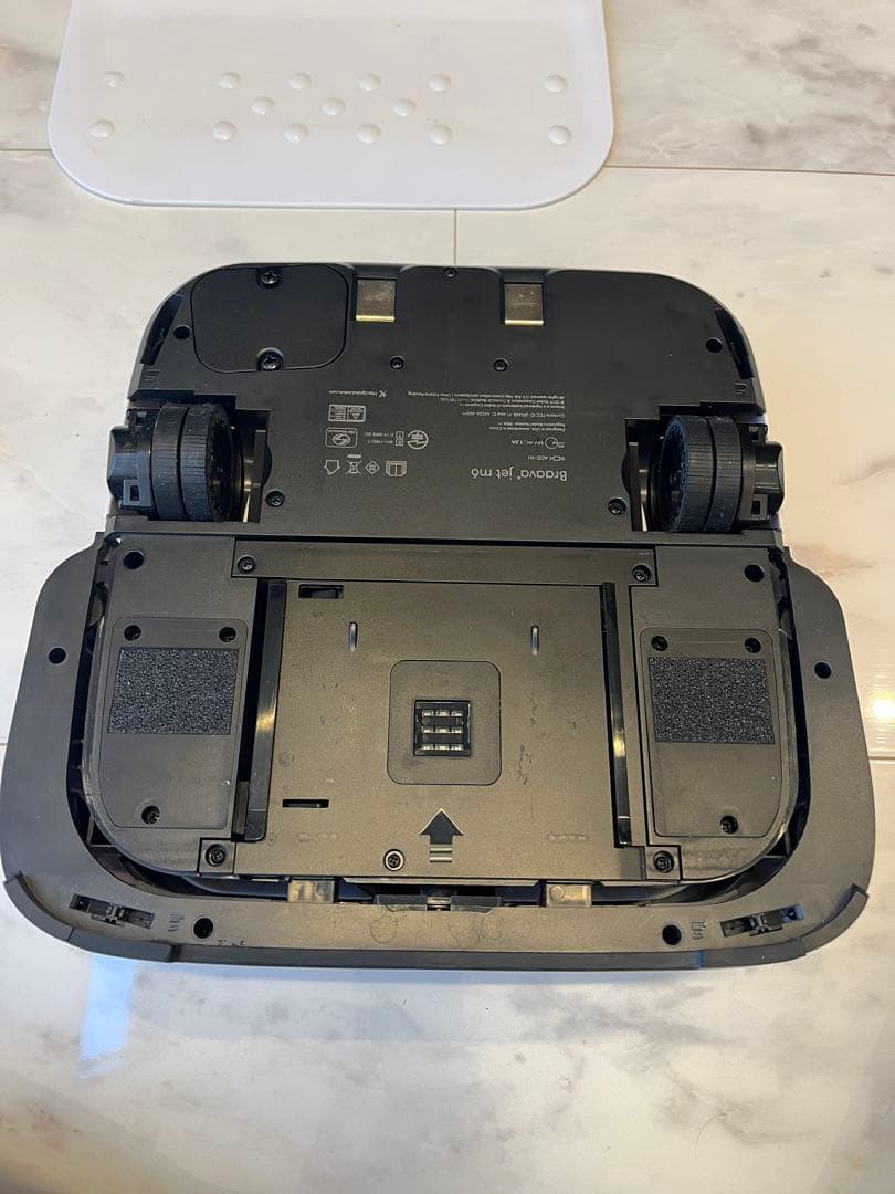 iRobot Braava jet m6 ロボット掃除機 本体＋パッド3枚