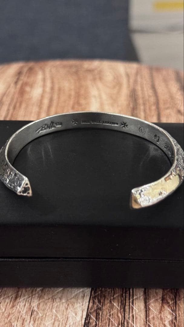 アクセサリー BWL / GRAFFITI TRIANGLE BANGLE