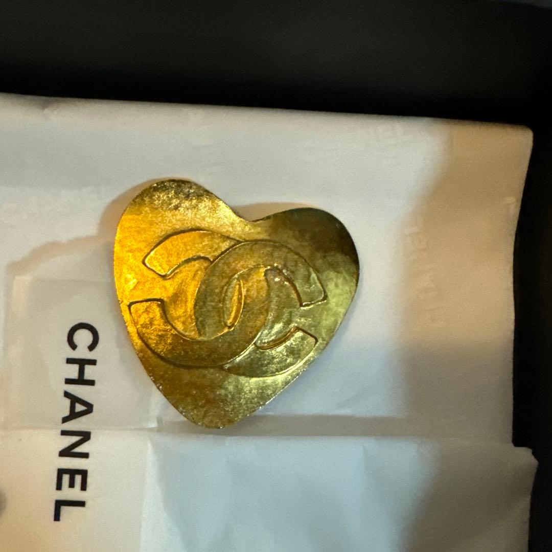 CHANEL シャネル ゴールドブローチ ハートココマーク ブローチ