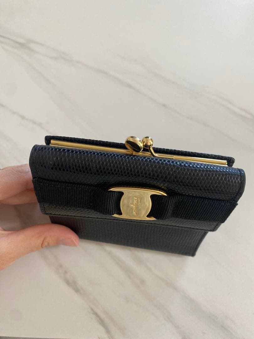 サルヴァトーレフェラガモお財布 Ferragamo