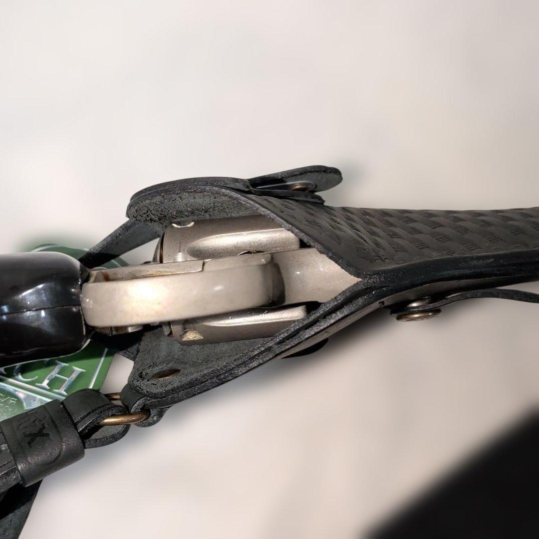 xch製　実物ショルダーホルスター　本革レザー　3-4インチリボルバー用