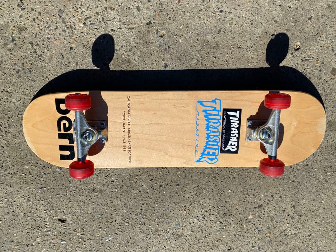 CALIFORNIA STREET スケボーコンプリート　ホルダー・工具付き