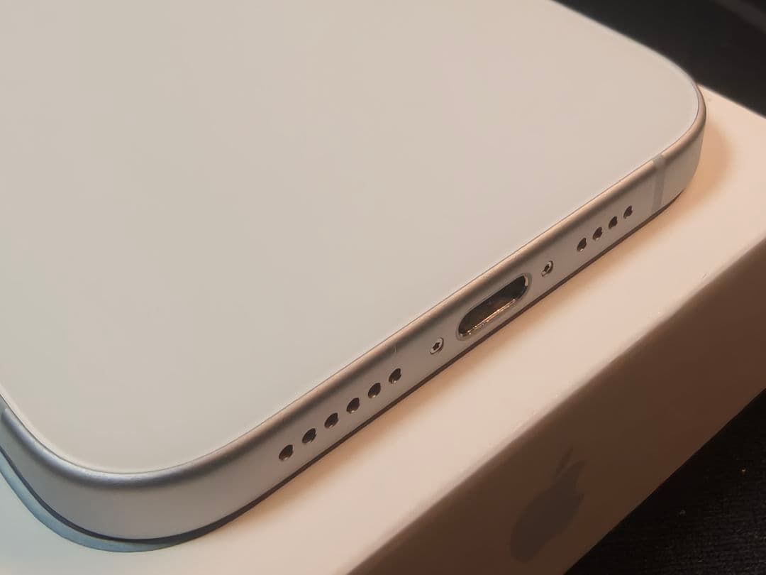 Apple iPhone 15 plus 256GB 美品