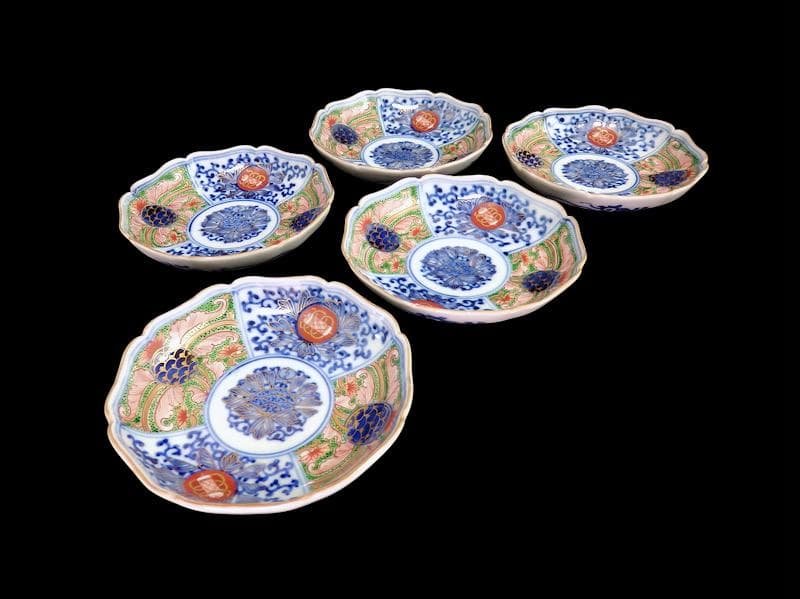 大聖寺伊万里　染錦　牡丹に唐草吉祥文の図　４寸皿　５枚　B178 AS-DAf