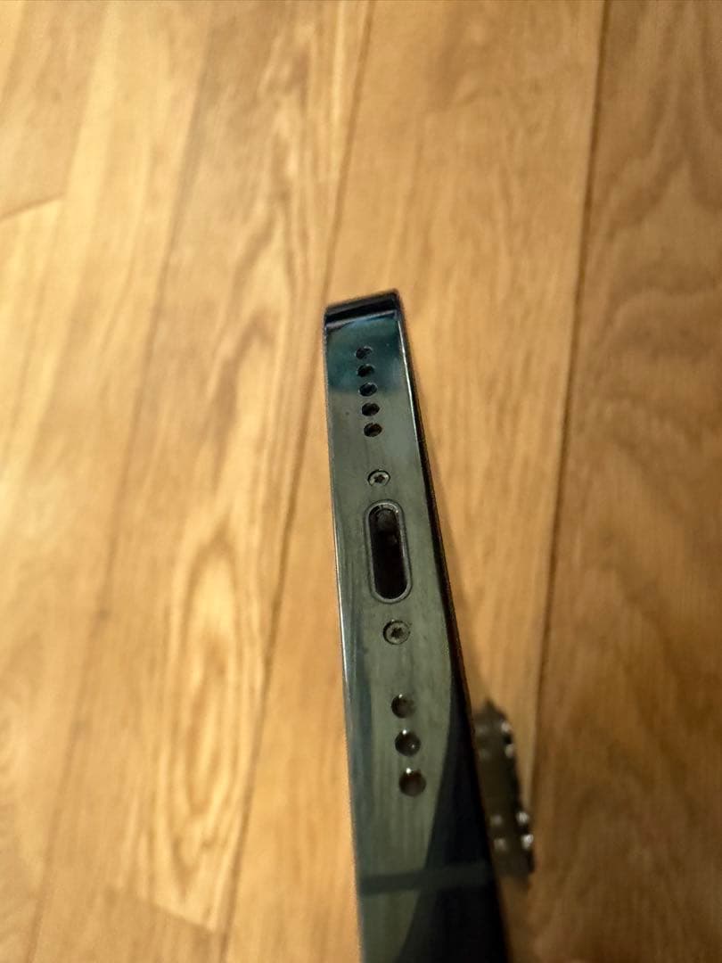 美品　iPhone13Pro 1tb バッテリー交換済み100% SIMフリー