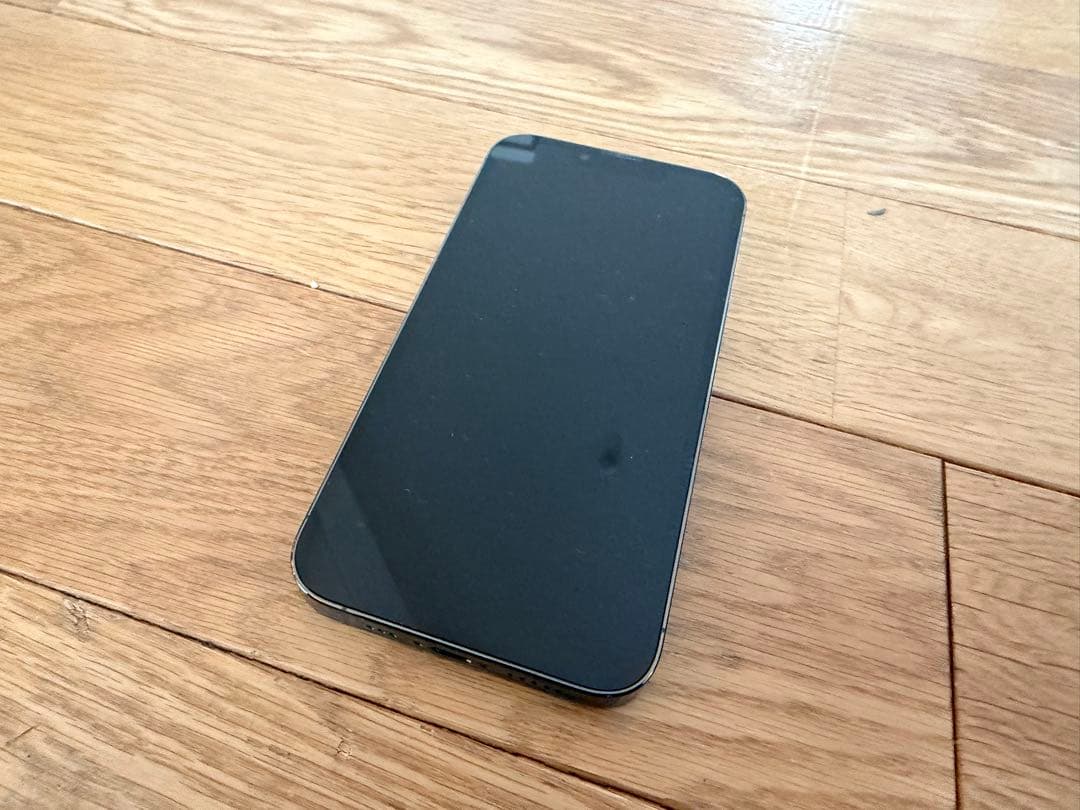 美品　iPhone13Pro 1tb バッテリー交換済み100% SIMフリー