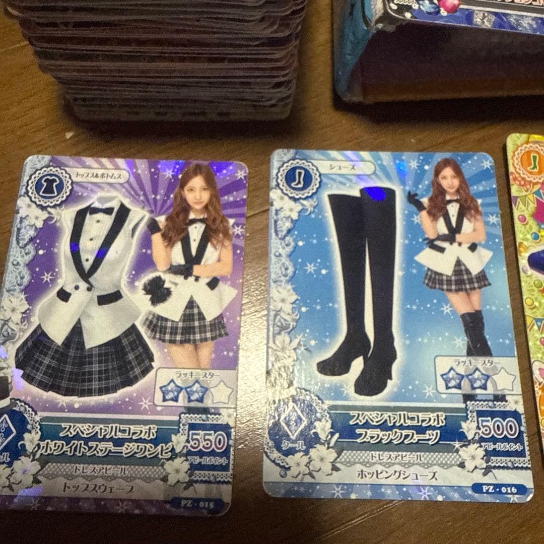く*^様 アイカツカードまとめうり