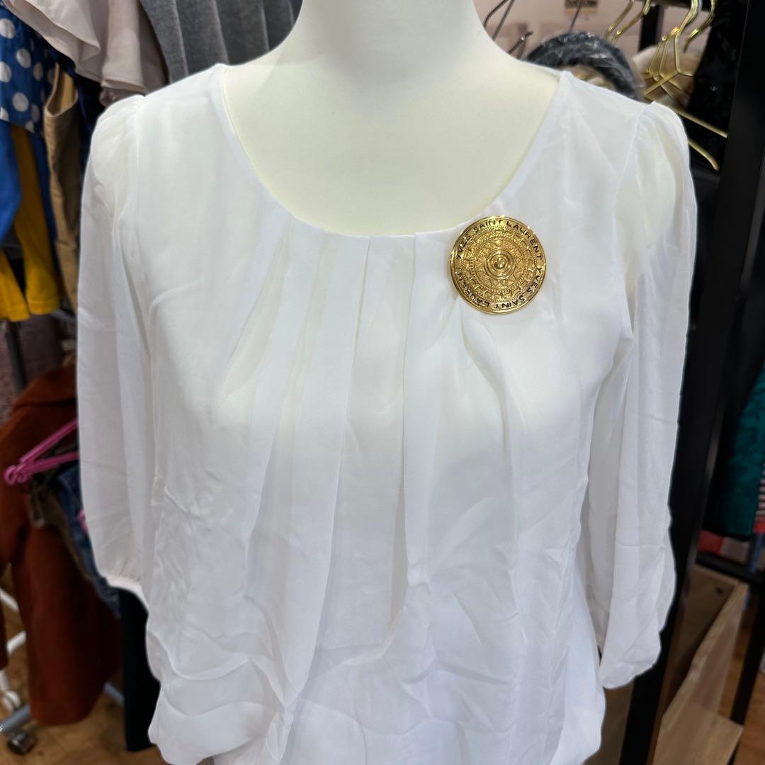 イヴ・サンローラン ラウンドロゴ ヴィンテージ ブローチ