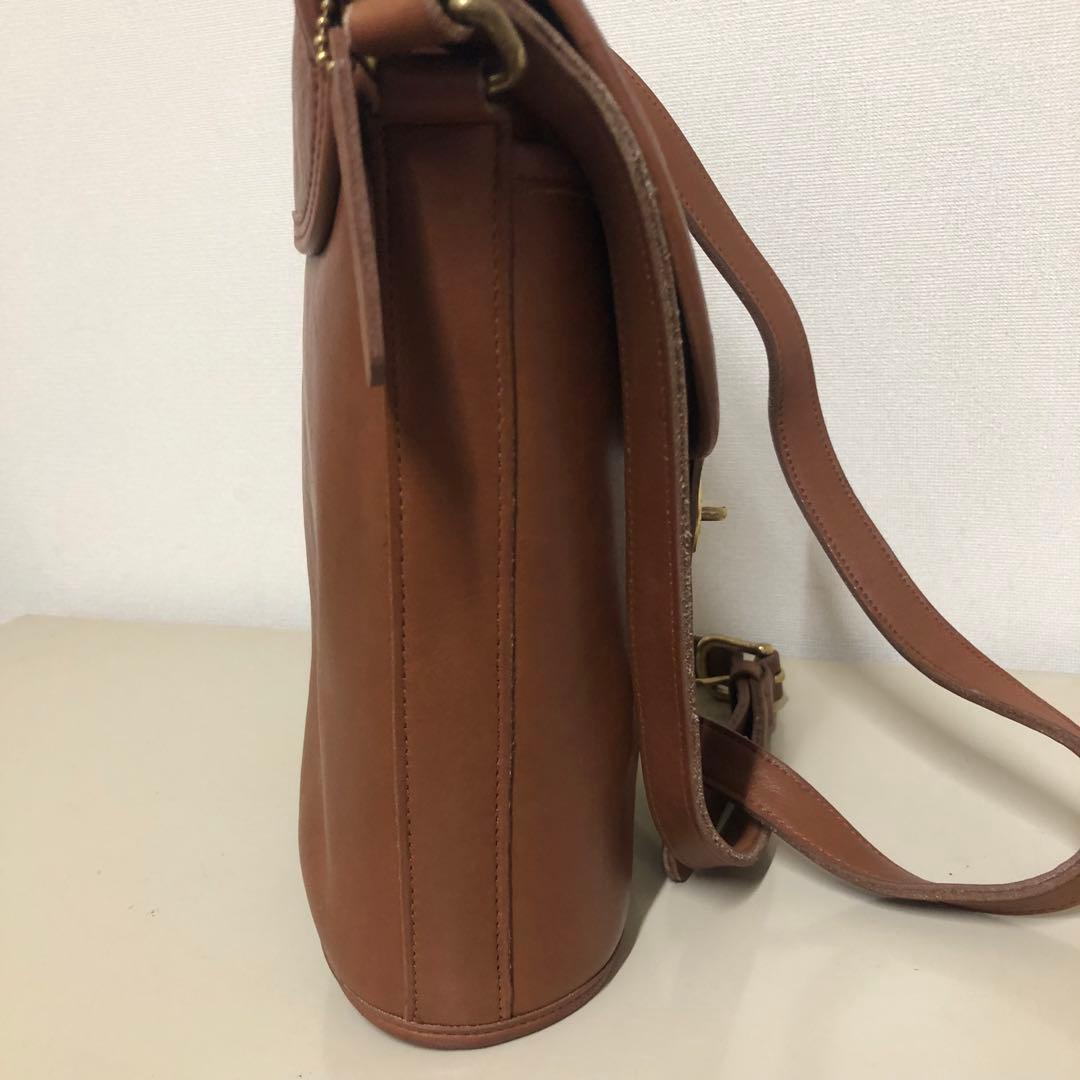 COACH ショルダーバッグ クロスボディ バケツ型 レザー 茶色　ターンロック