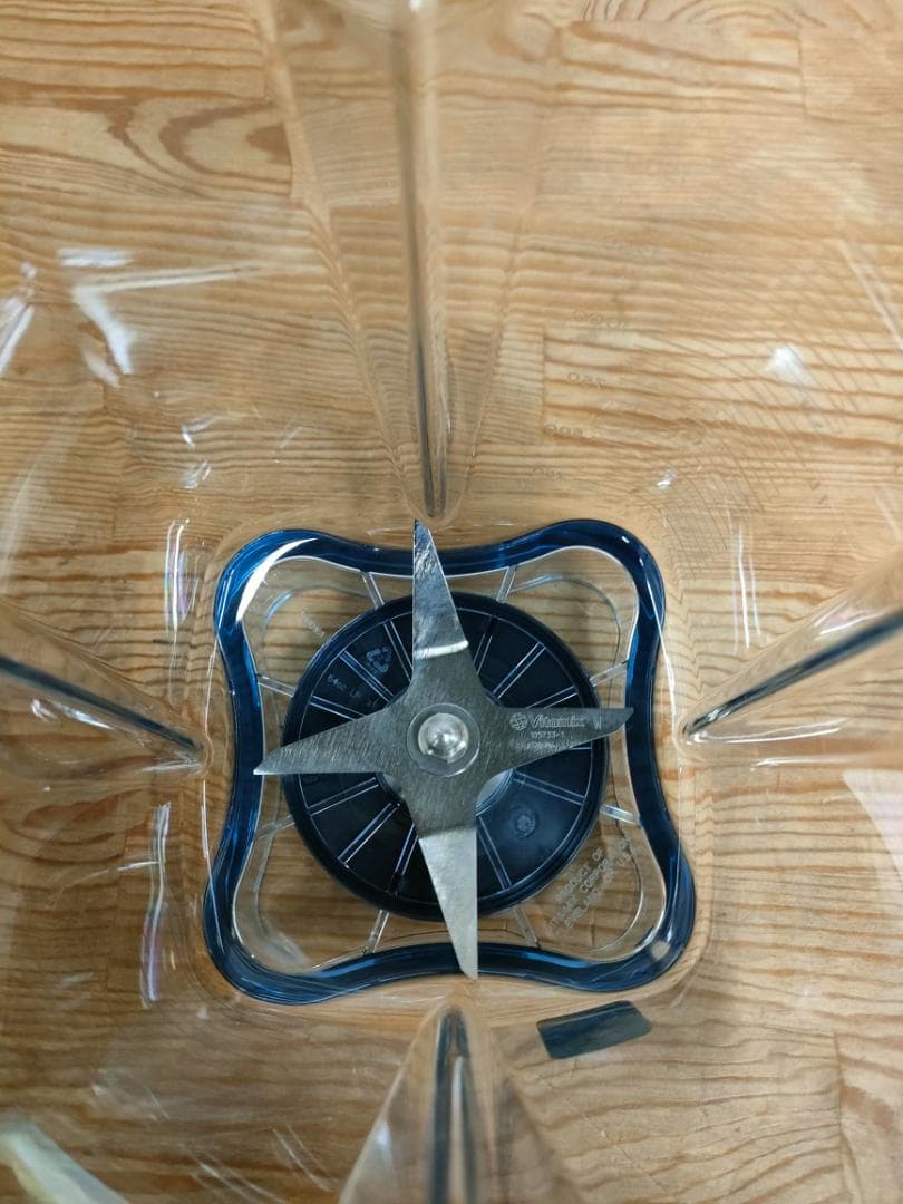 【目立った傷や汚れなし】バイタミックスE520　ブラック　1568