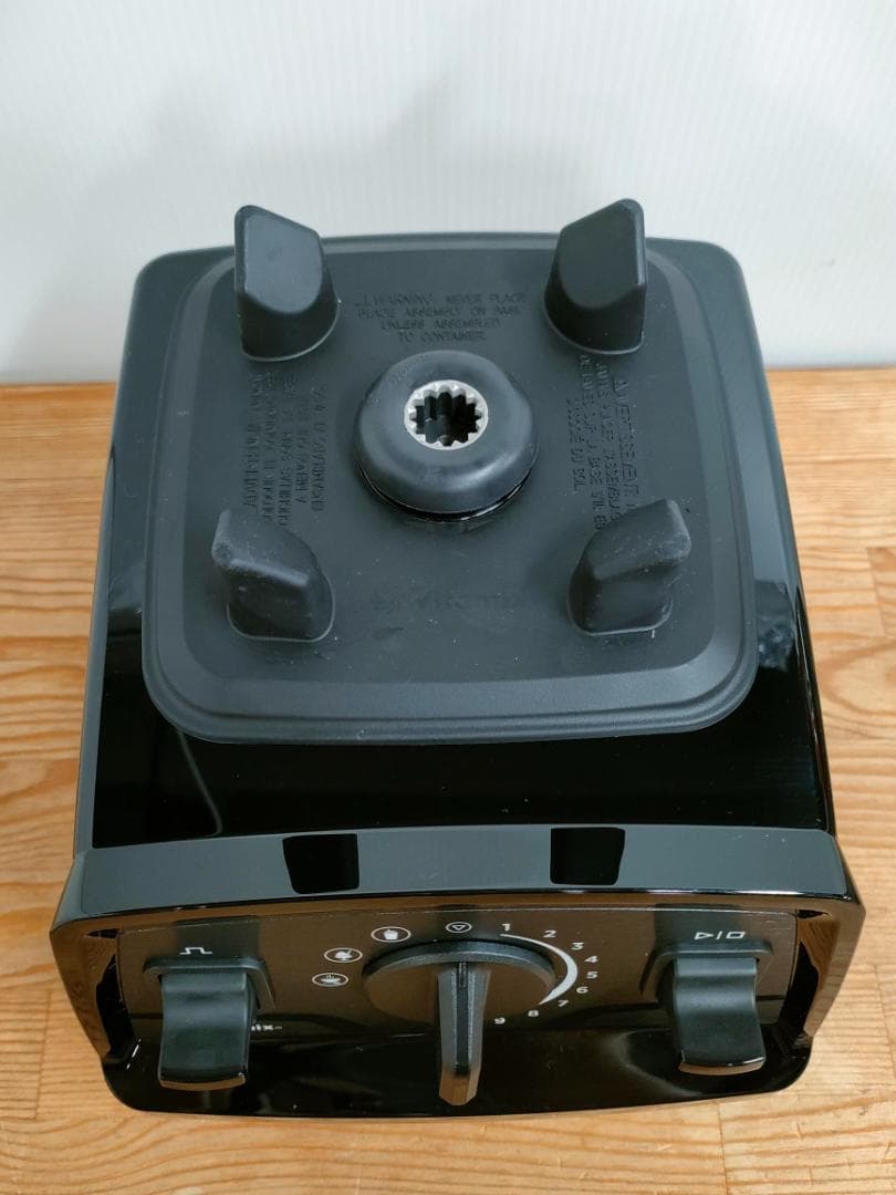 【目立った傷や汚れなし】バイタミックスE520　ブラック　1568