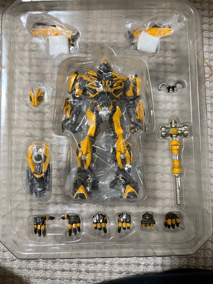 DLX バンブルビー トランスフォーマー 最後の騎士王 スリーゼロ