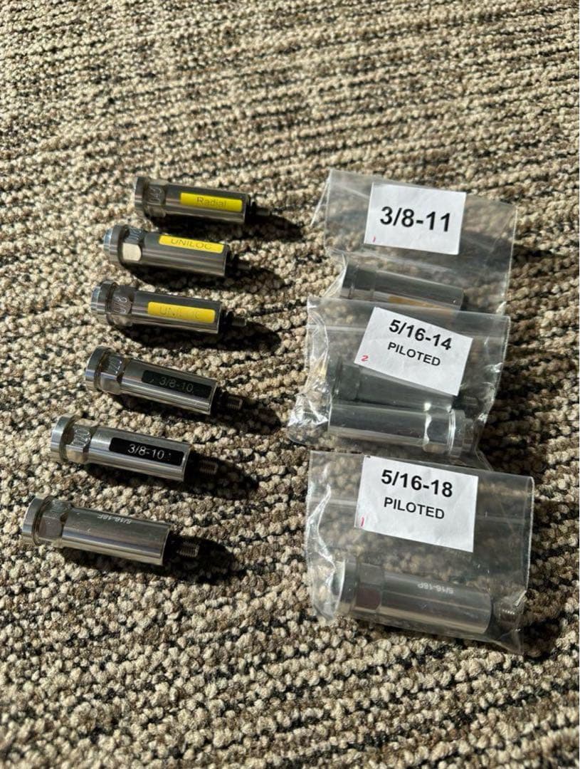 Triple 60 ホワイトカーボン エッセンシャルパールホワイト