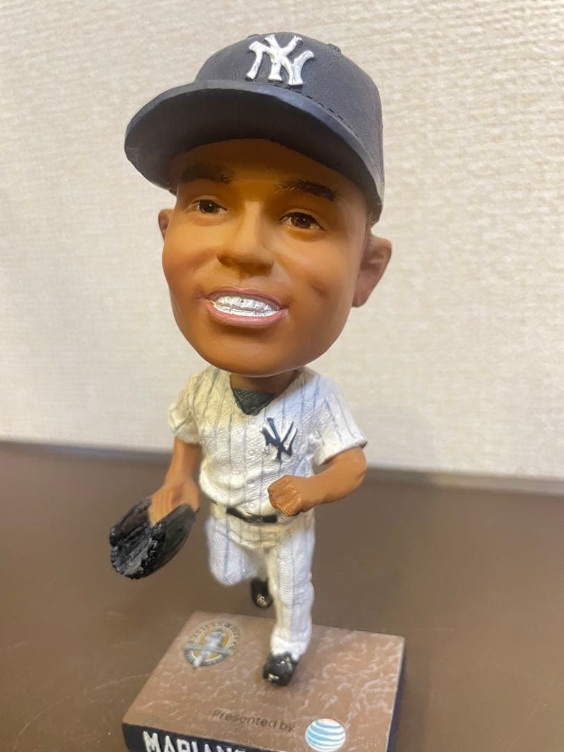 マリアノ・リベラ ヤンキースタジアム球場配布ボブルヘッド