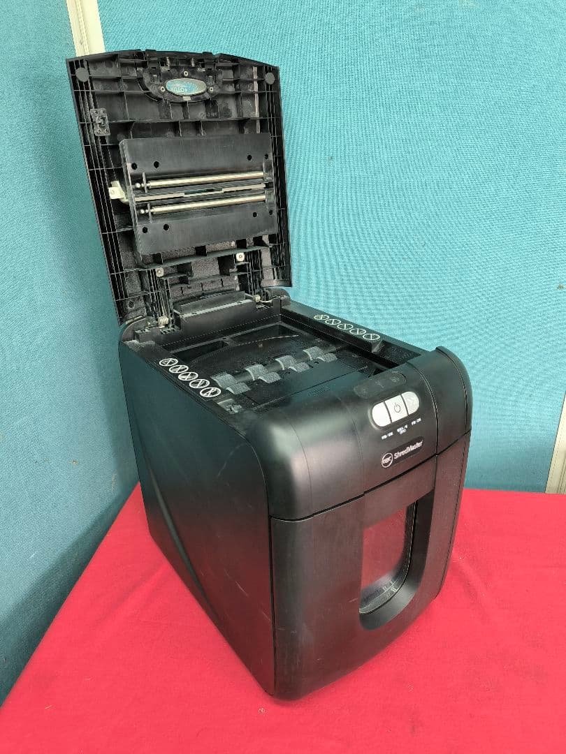 100枚自動裁断　アコ・ GBC オートフィードシュレッダー GCS100AFX
