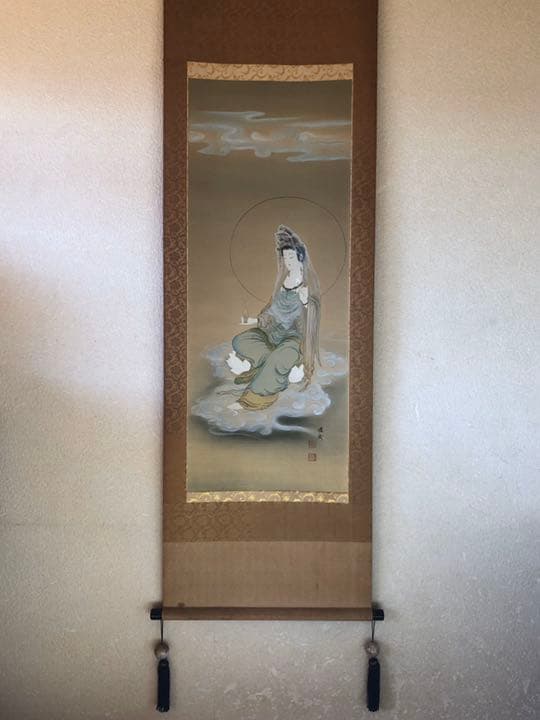 真筆 國井道成 雲上観音図       骨董 仏画 掛け軸