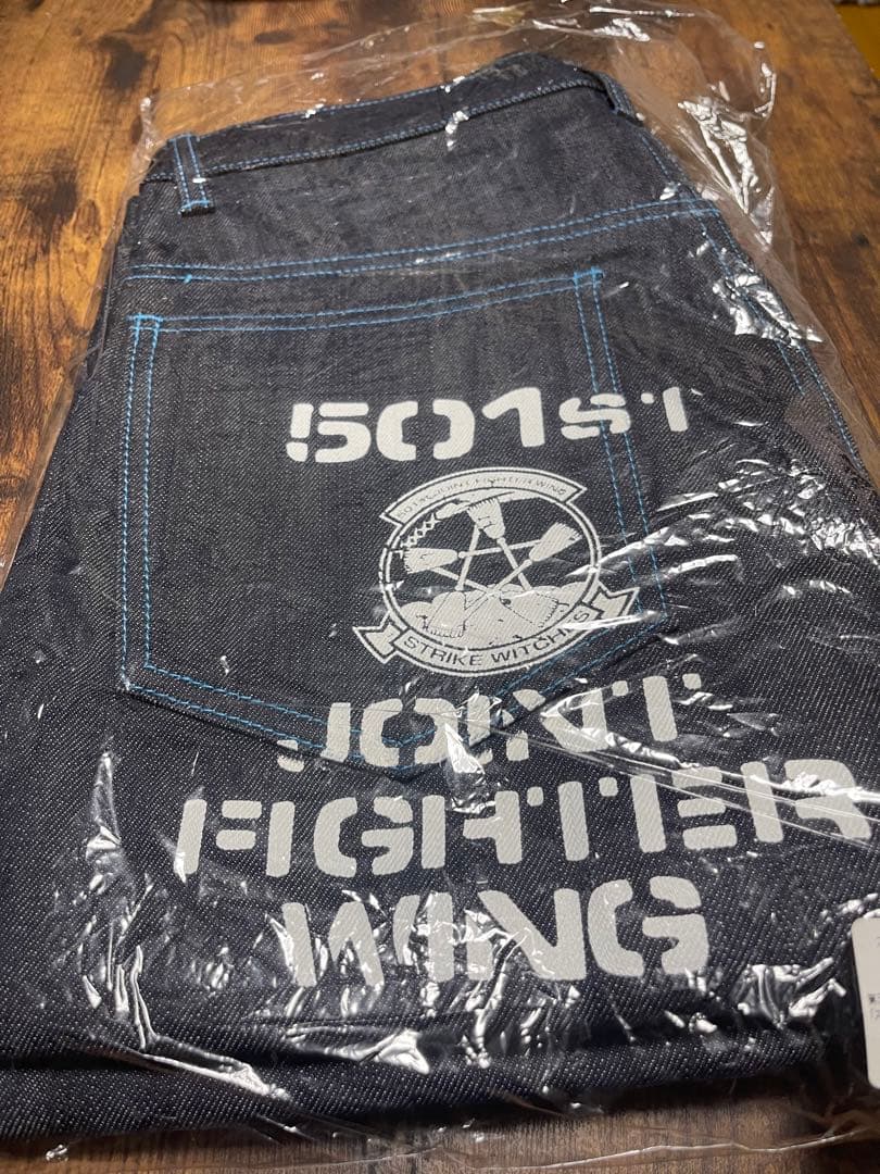 激レア　ストライクウィッチーズ　特典　ジーンズ