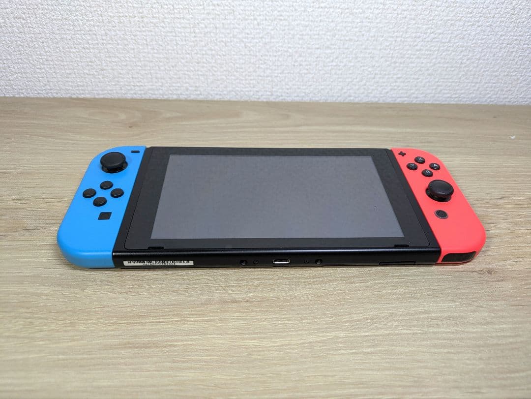 《付属品完品》NintendoニンテンドーSwitch　旧型　2018年製