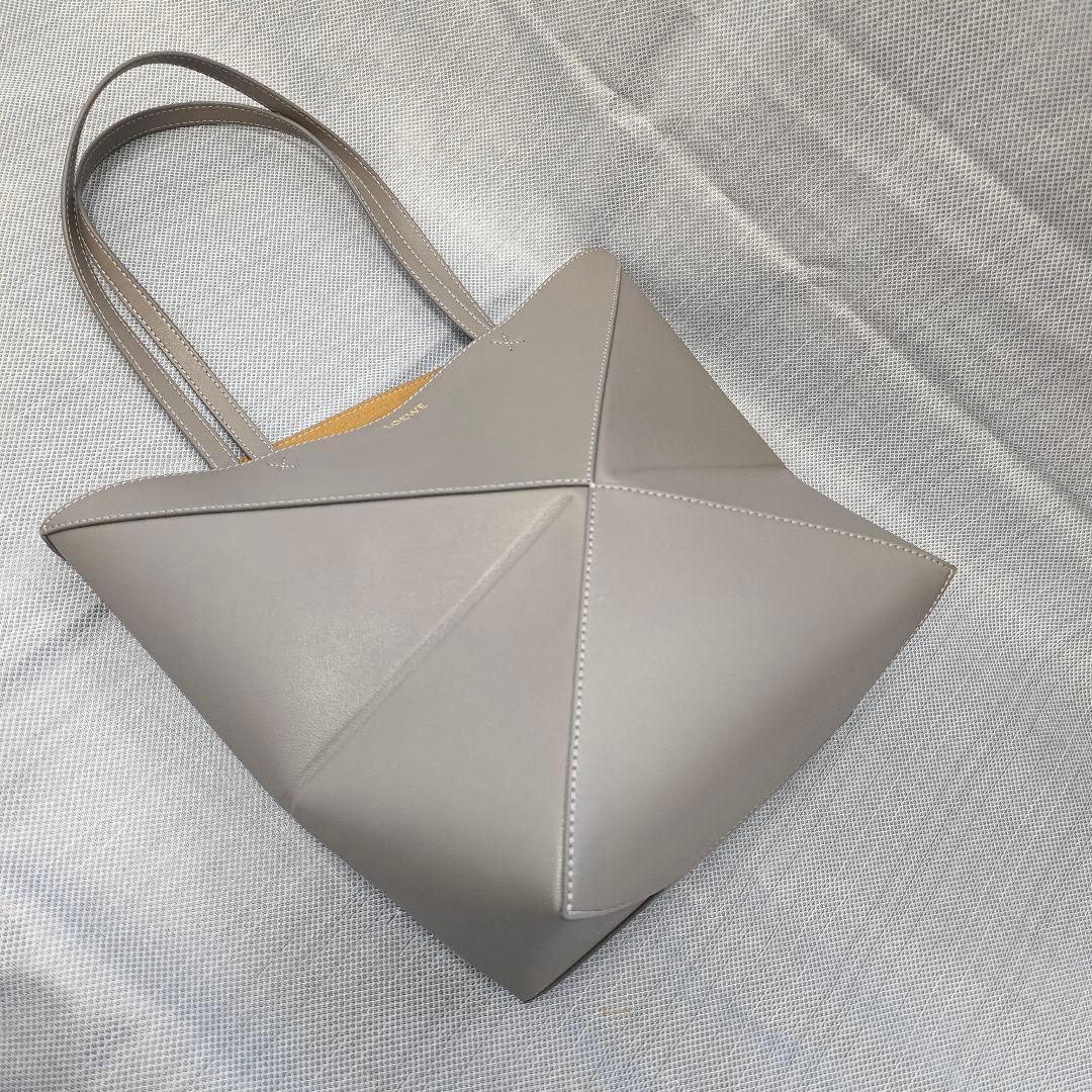 LOEWE 折り紙スタイル トートバッグ グレー