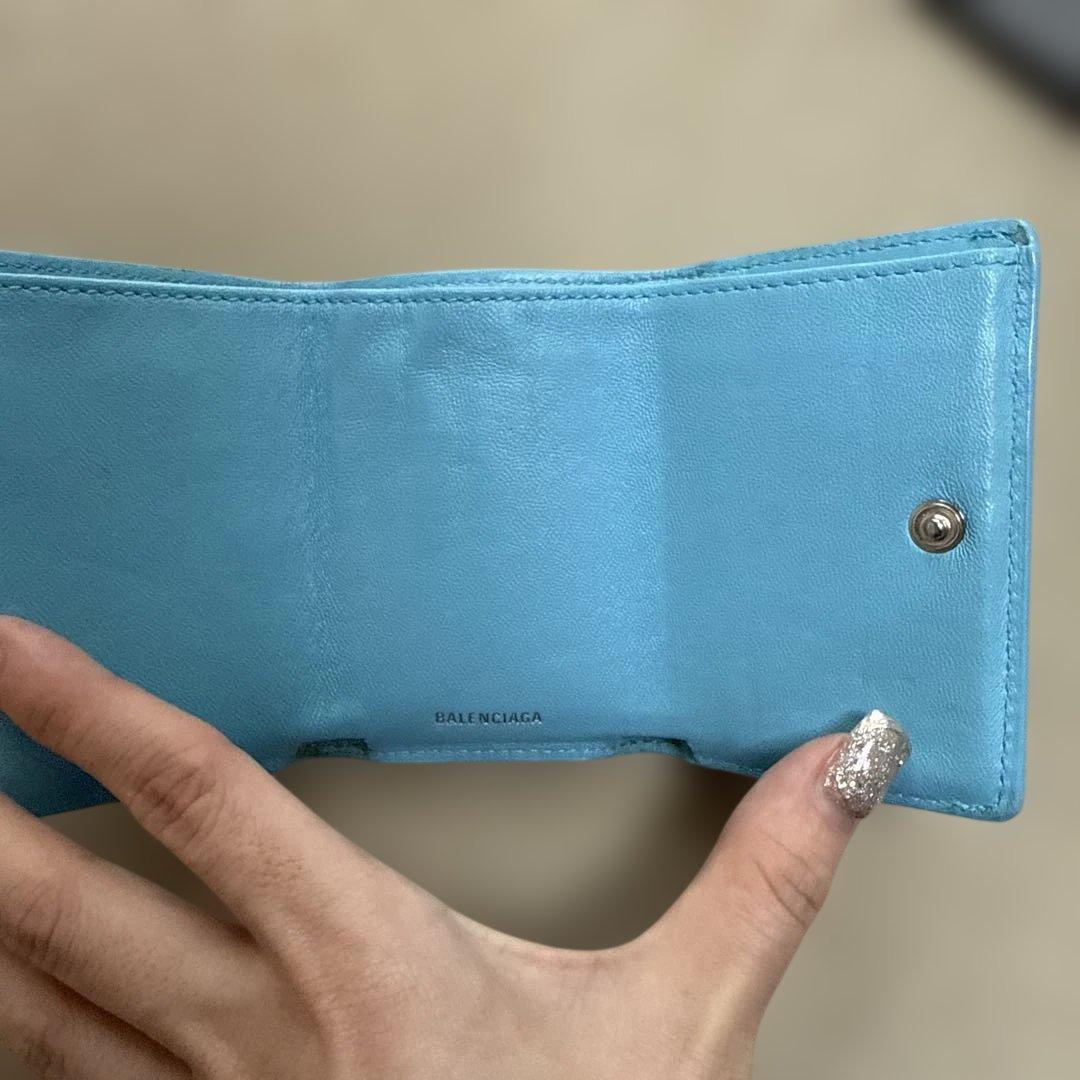 BALENCIAGA 水色 三つ折り財布　型押しクロコ　水色