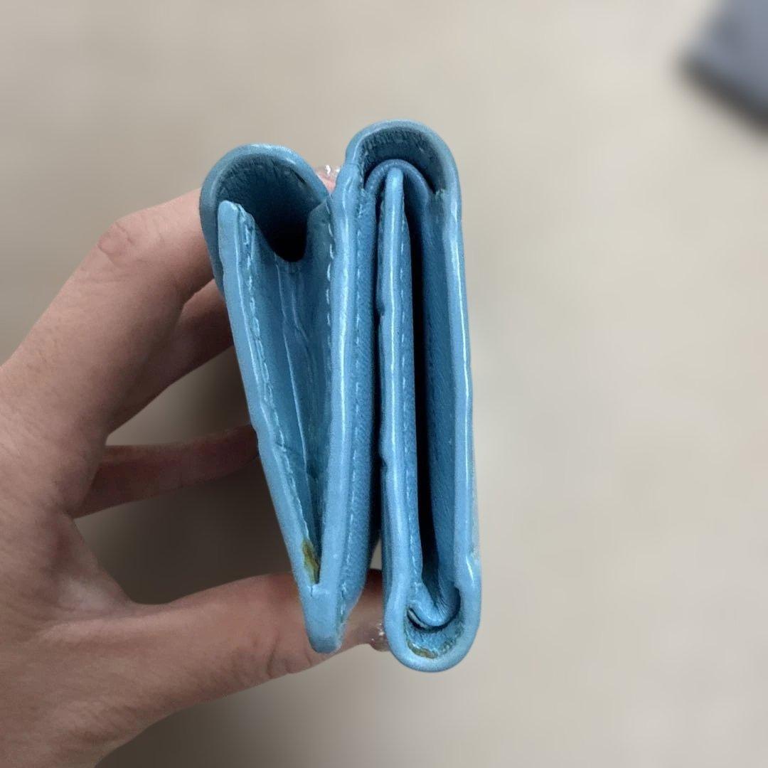 BALENCIAGA 水色 三つ折り財布　型押しクロコ　水色