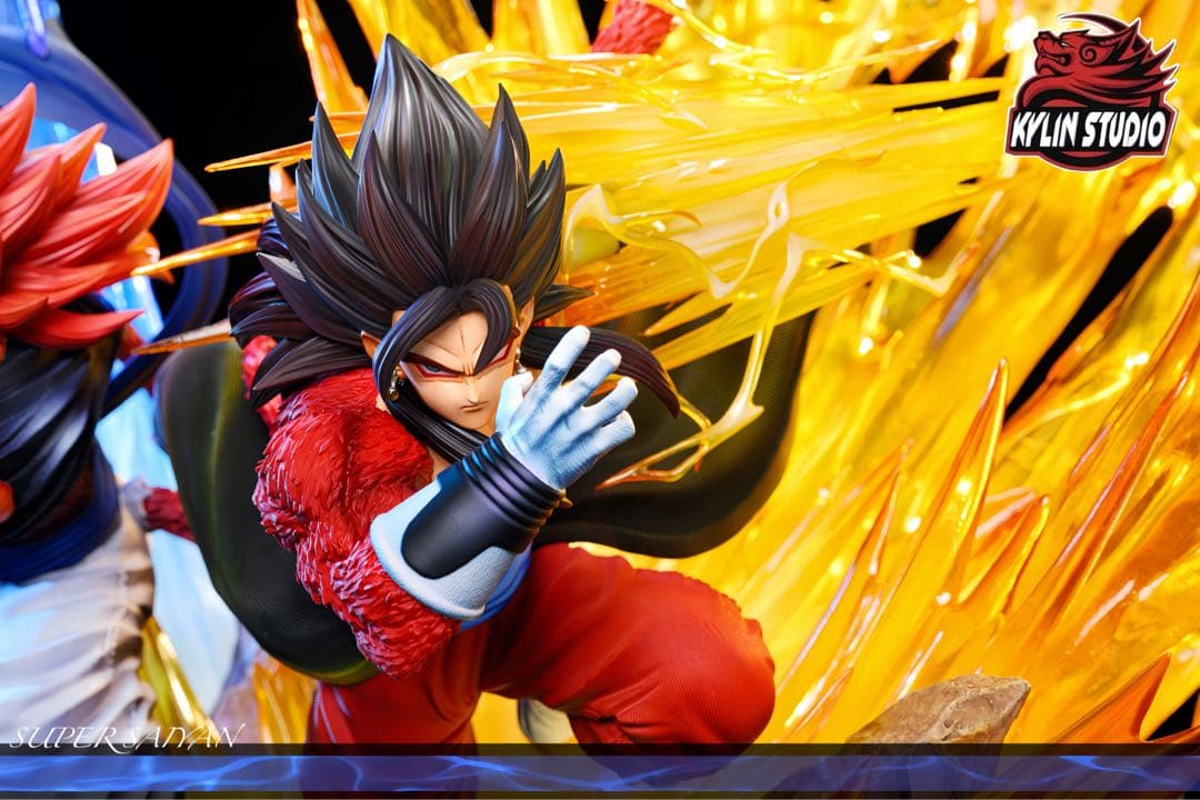 ドラゴンボール　ゴジータとベジットスーパーサイヤ人4　ガレージキッド　フィギュア