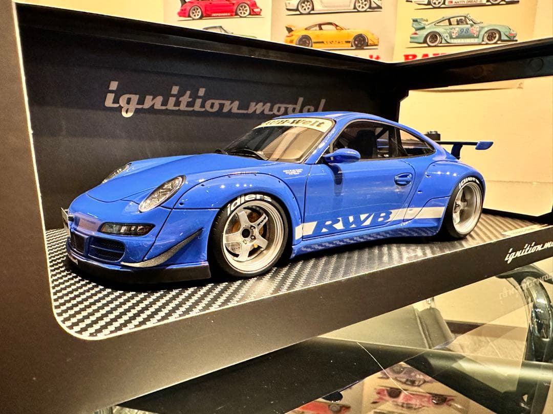 RWB997 イグニションモデル1/18ブルー