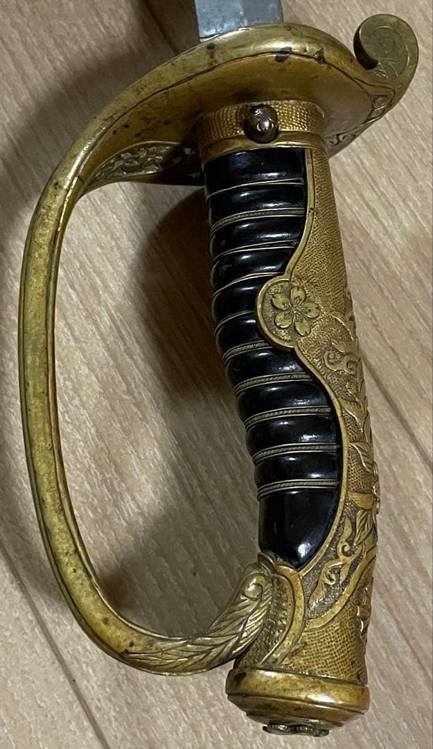 模造刀　美術刀　サーベル　指揮刀　時代武具　V997