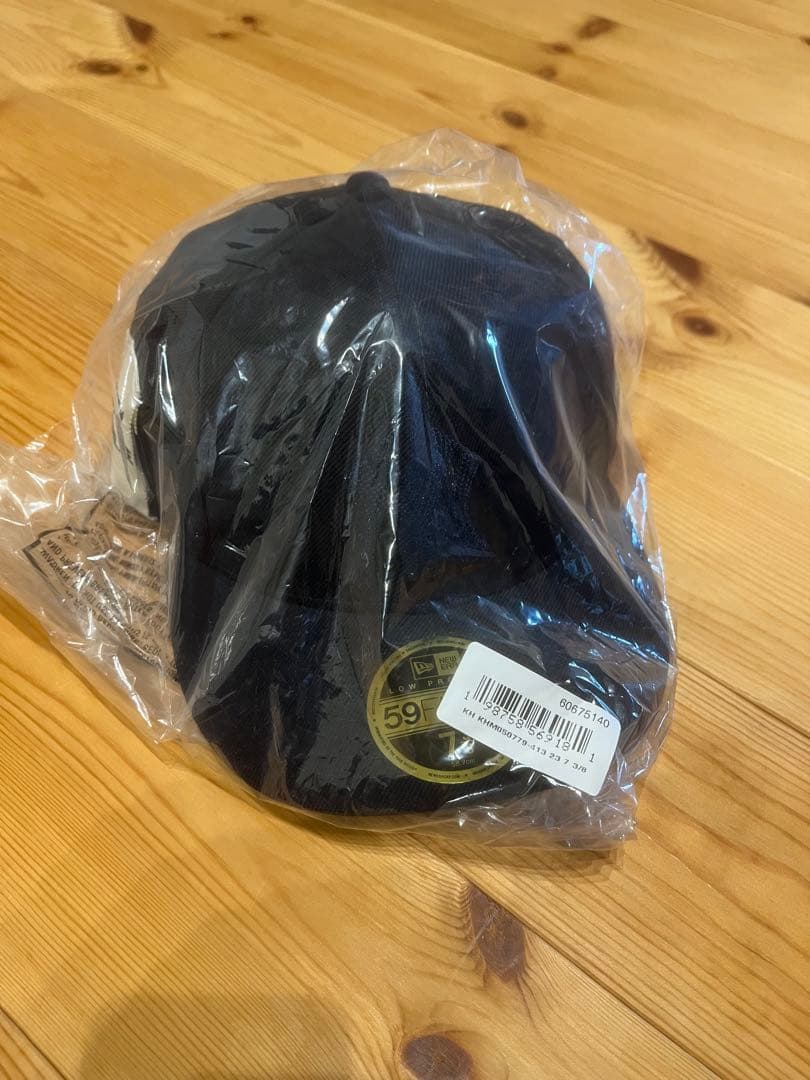 KITH AURALL new eraブラックキャップ