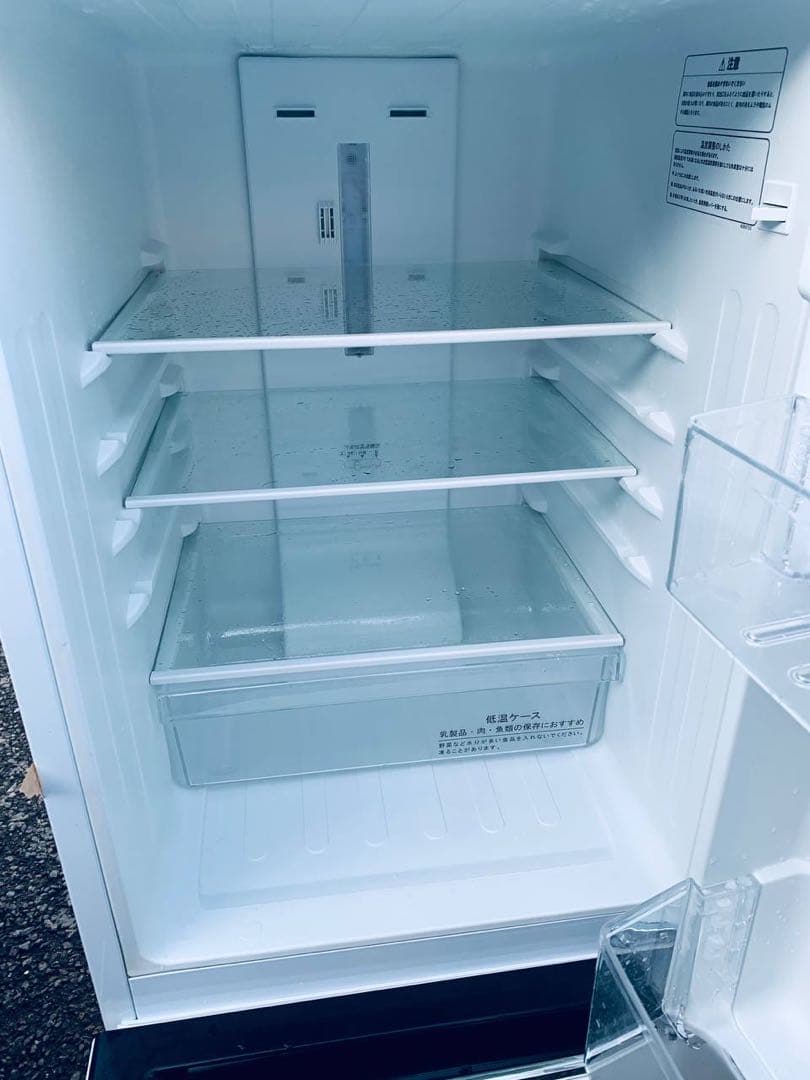 送料設置無料　Hisense 2ドア冷凍冷蔵庫　HR-D15C