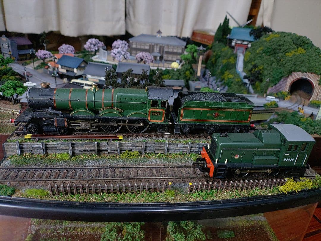 最終価格❗️HOゲージ✨️ 蒸気機関車とディーゼル機関車の展示用HG仕上げ