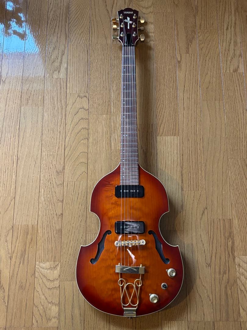 YAMAHA VG-STANDARD エレキギター　ASKAモデル