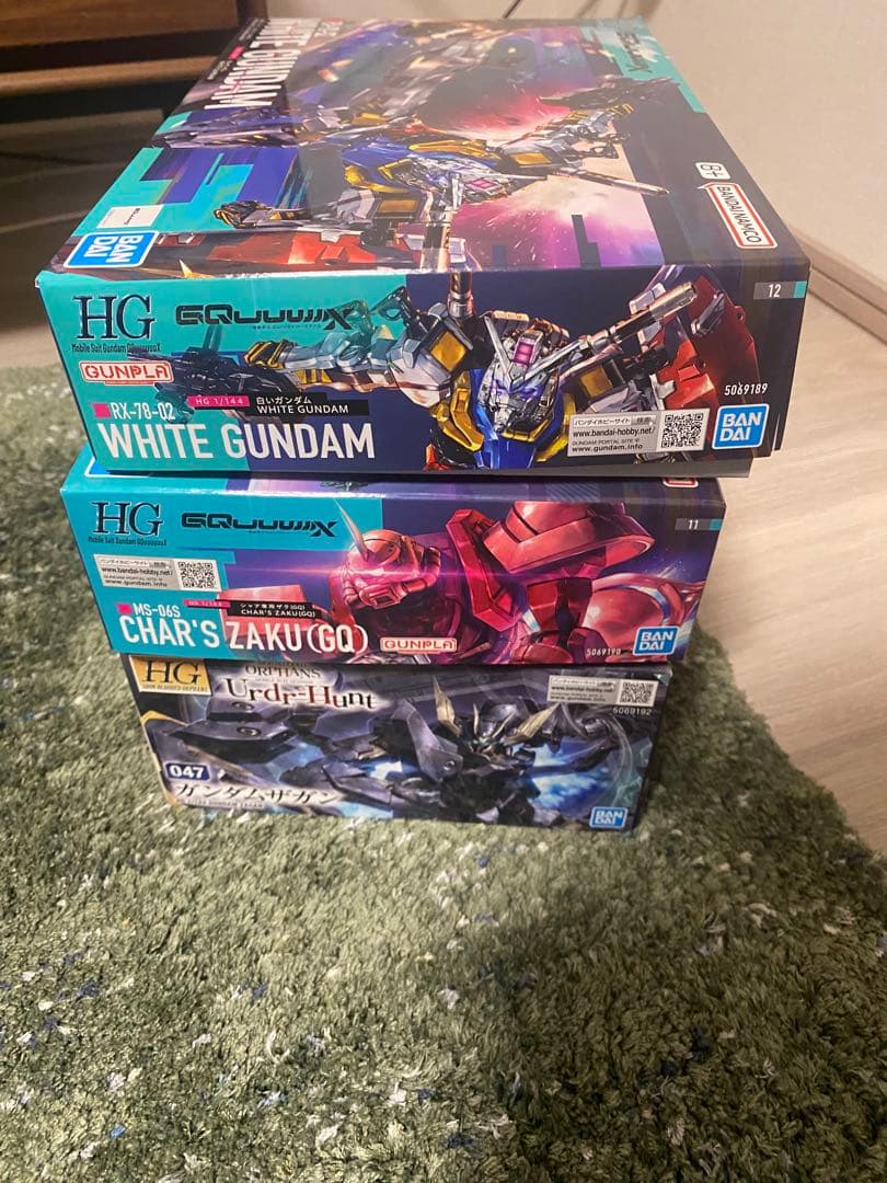 ガンプラ HG 白いガンダム シャア専用ザク(GQ) ガンダムザガン　セット