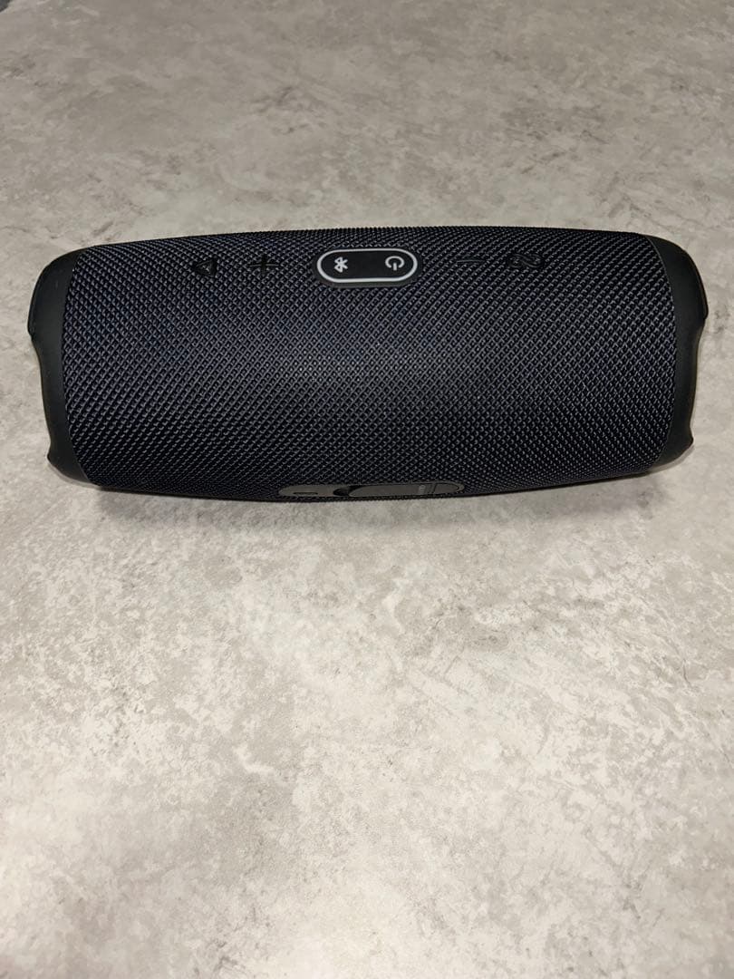 モバイルバッテリー機能付きポータブル防水スピーカーJBLCharge5 ブラック