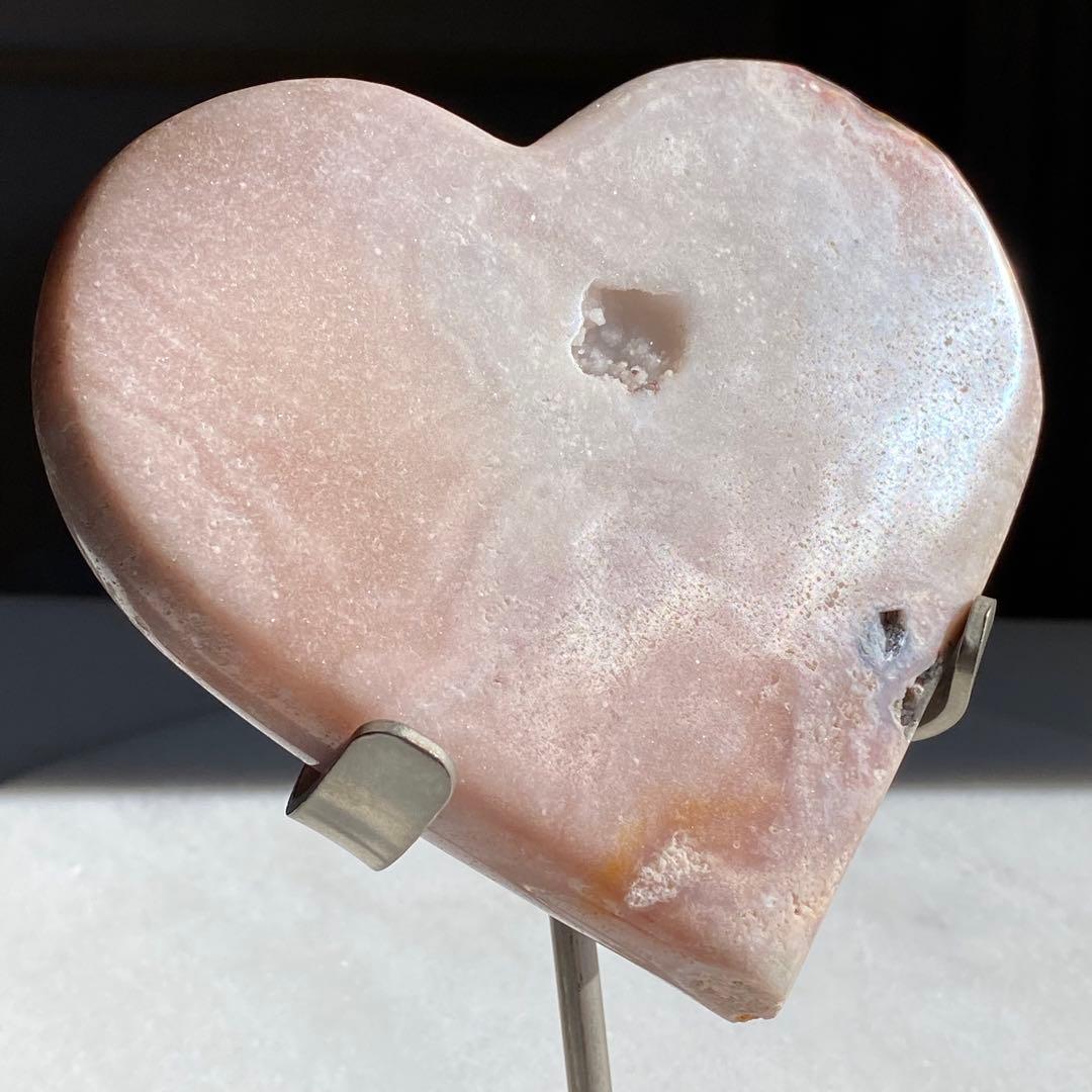 ★★★破格最終特価【 美しい ピンクアメジスト ハート 台座付き481g