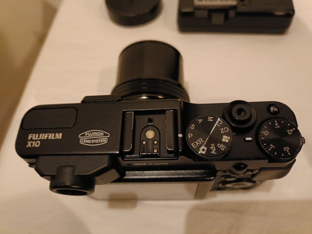 【ジャンク】FUJIFILM X10