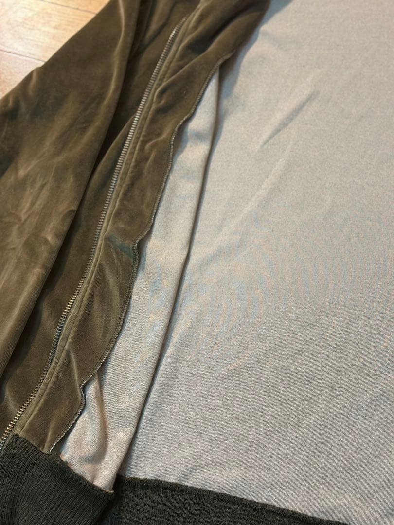 【期間限定値下げ中】D&G ドルチェ＆ガッバーナ ベロア ジップアップ　美品