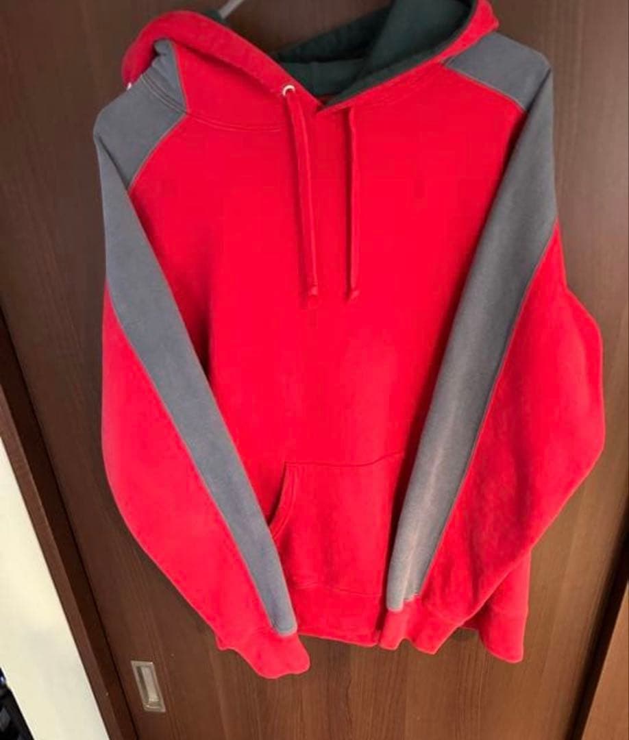 SUPREME フード付きパーカー レッド/グレー